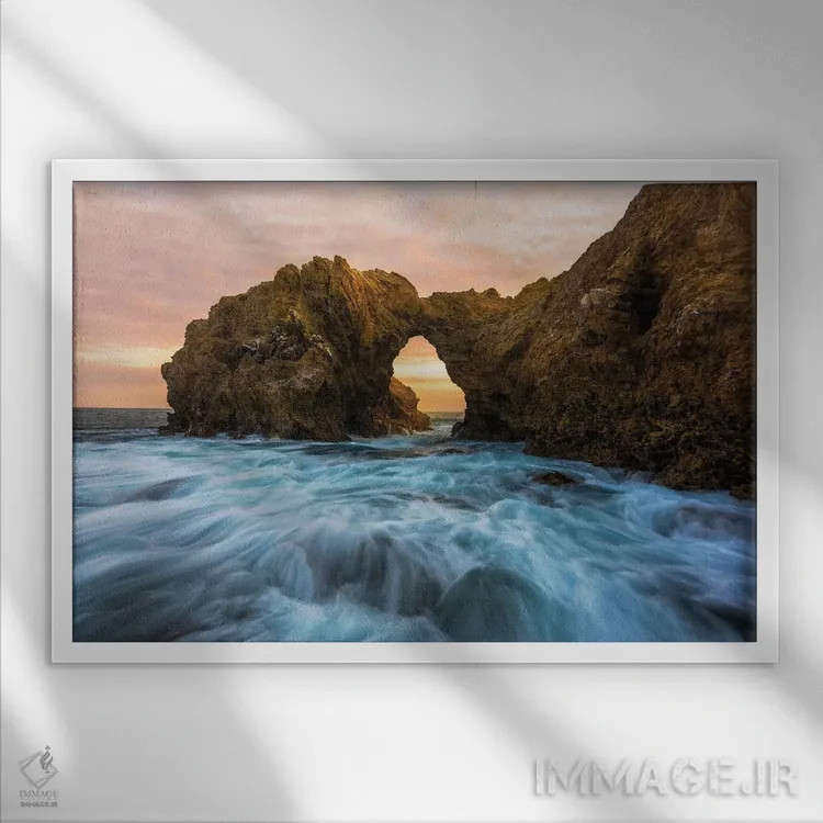 تابلو غروب کورونا دل مار اثر داستین لِفور - نمای قابدار سفید