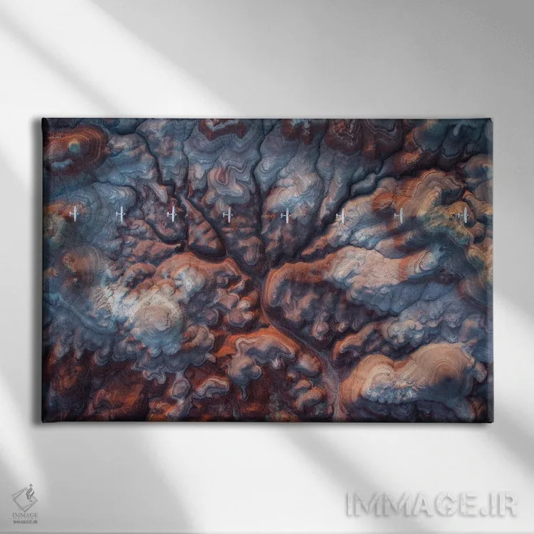 تابلو مغزی اثر داستین لِفور - نمای روبهرو روی دیوار