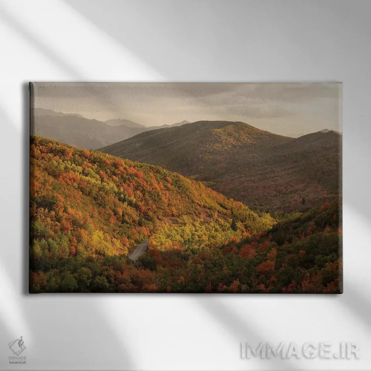 تابلو غروب دره شرقی اثر داستین لِفور - نمای روبهرو روی دیوار