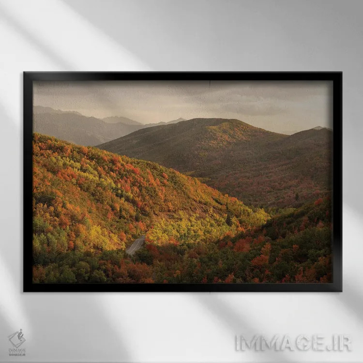 تابلو غروب دره شرقی اثر داستین لِفور - نمای قابدار مشکی