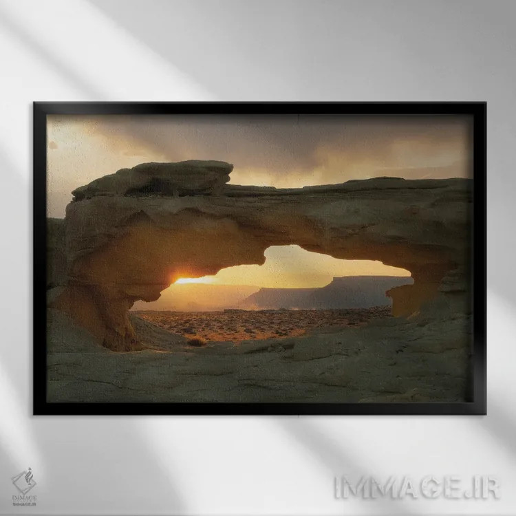 تابلو طاق فررون اثر داستین لِفور - نمای قابدار مشکی