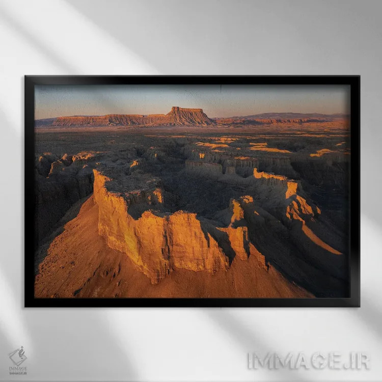 تابلو کولوسئوم (روم) اثر داستین لِفور - نمای قابدار مشکی