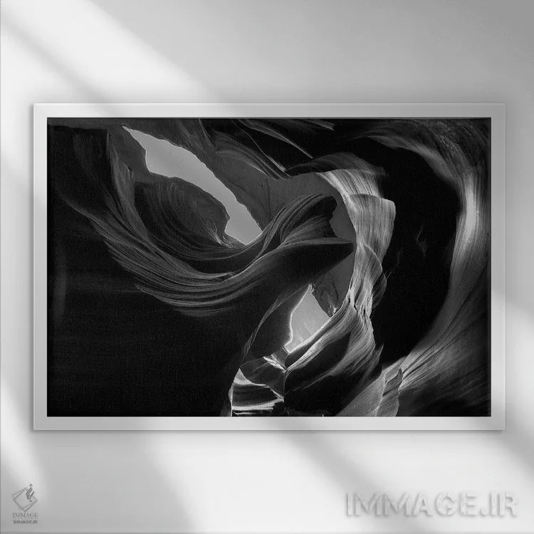 تابلو رقصنده باد اثر داستین لِفور - نمای قابدار سفید