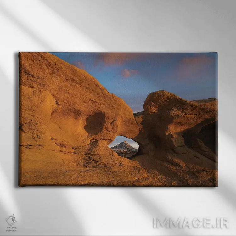 تابلو تنهایی کویر اثر داستین لِفور - نمای روبهرو روی دیوار
