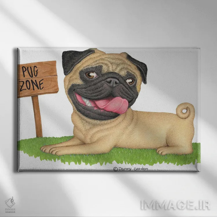 تابلو پاگ روی چمن اثر دنی گوردون - نمای روبهرو روی دیوار