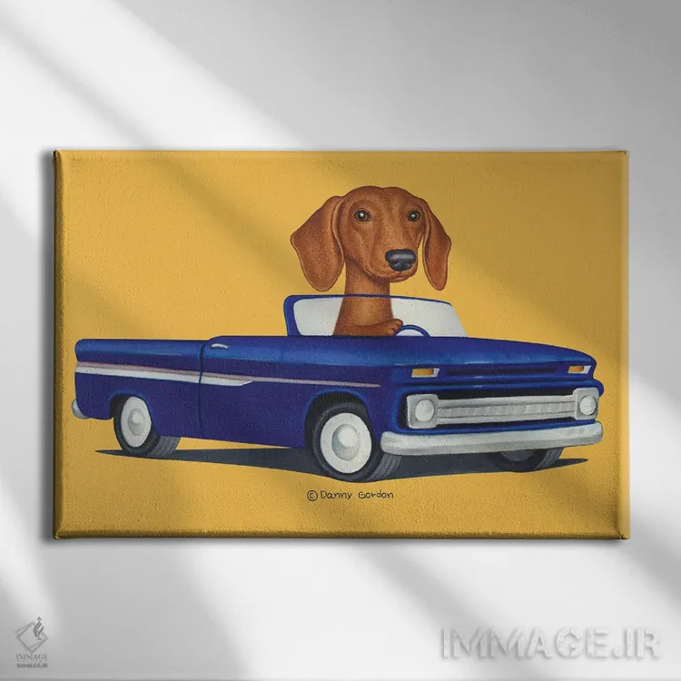 تابلو داشهوند با کامیون آبی و نارنجی اثر دنی گوردون - نمای روبهرو روی دیوار
