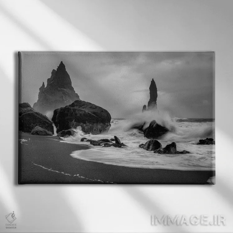 تابلو قدرت ناب اثر دنی هد - نمای روبهرو روی دیوار