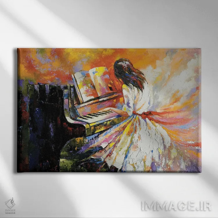 تابلو دختری که پیانو مینوازد اثر بالایکین - نمای روبهرو روی دیوار