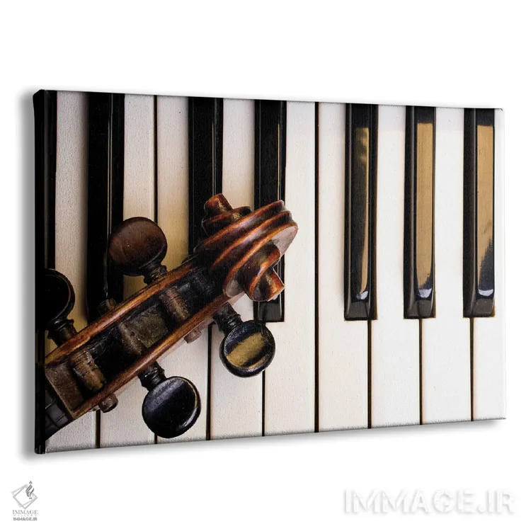 تابلو ویولن قدیمی روی کلاویههای پیانو اثر زولداتوف - نمای پرسپکتیو محصول