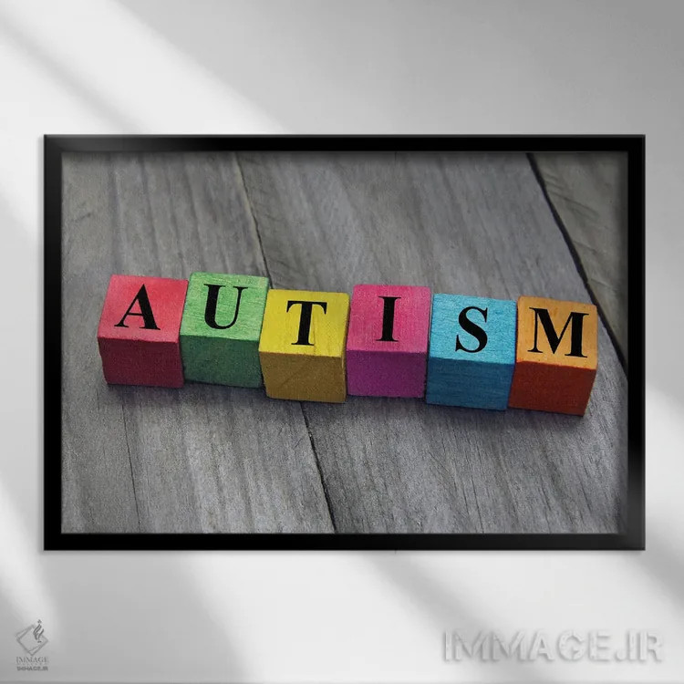 تابلو اوتیسم با بلاکهای چوبی حروف نوشته شده اثر کروپکا - نمای قابدار مشکی