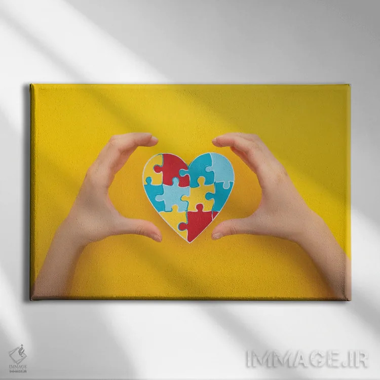 تابلو روز جهانی آگاهی از اوتیسم اثر وادیم واسنین - نمای روبهرو روی دیوار