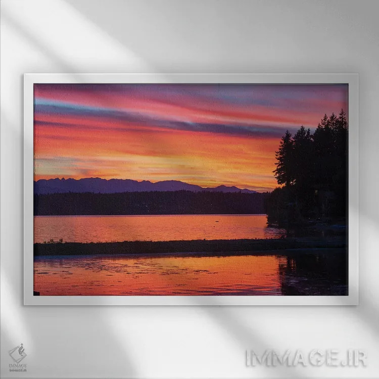 تابلو غروب پرشکوه، شبهجزیره کیتسَپ، واشینگتن، آمریکا اثر تریش دروی - نمای قابدار سفید