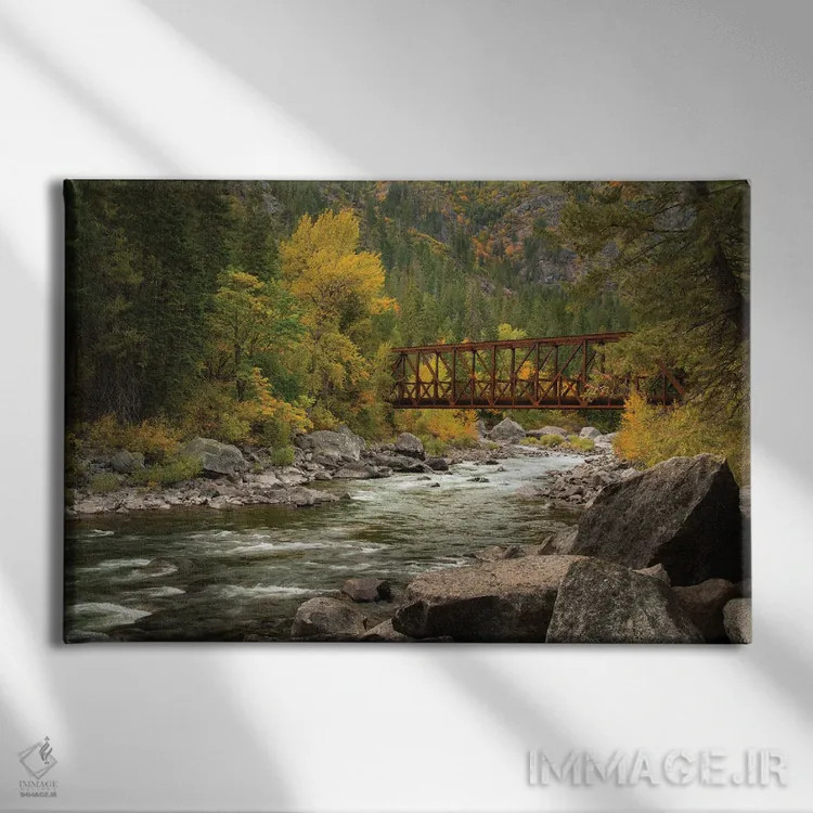 تابلو پل بر فراز وِنچی (رودخانه یا منطقه) اثر دان شوارتز - نمای روبهرو روی دیوار