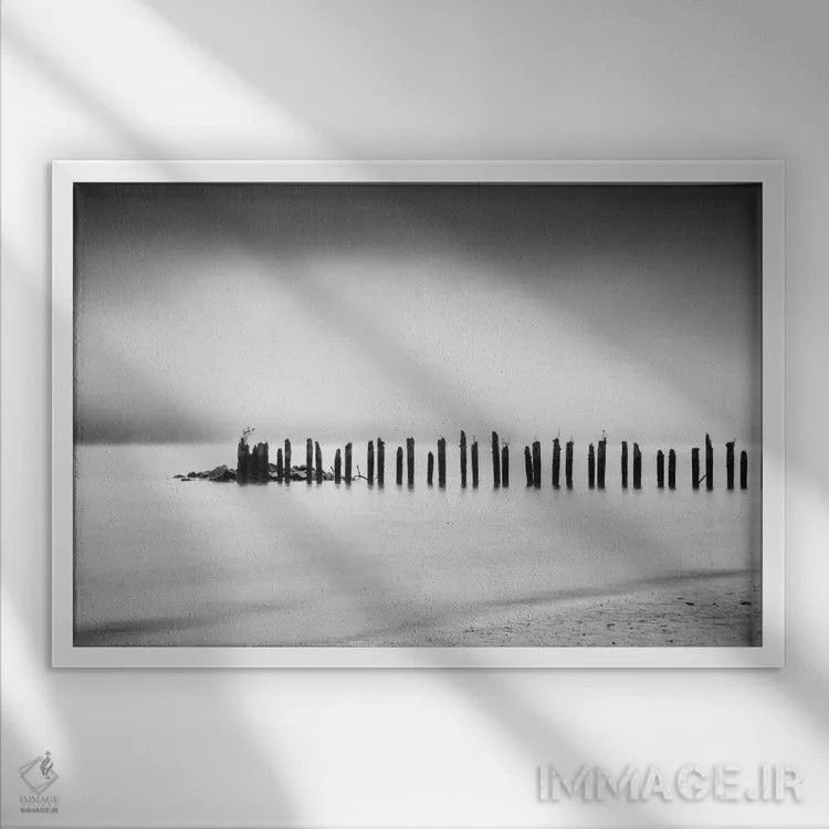 تابلو در امتداد رودخانه اثر دان شوارتز - نمای قابدار سفید