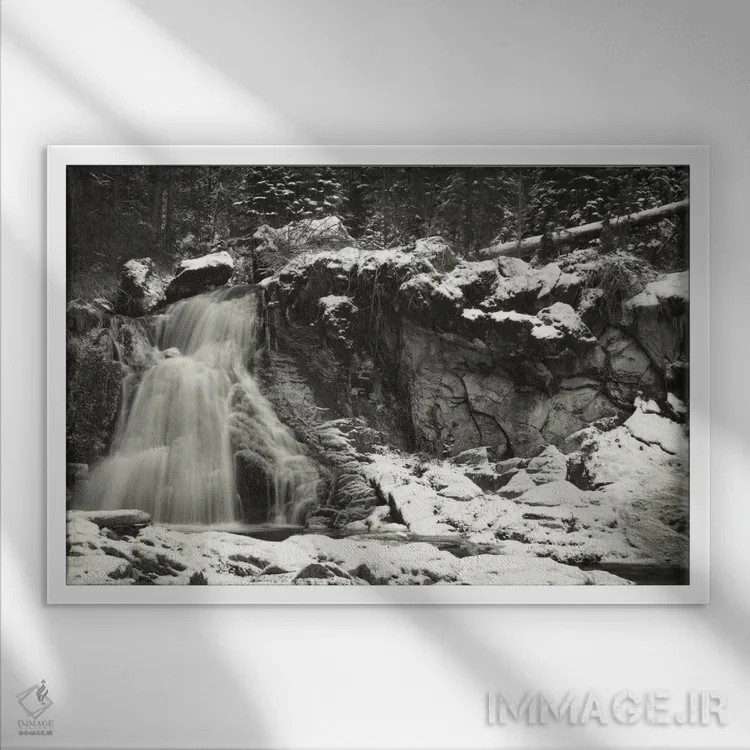 تابلو آبشار پلینا اثر دان شوارتز - نمای قابدار سفید