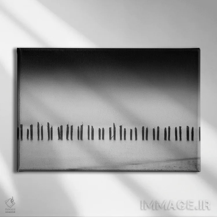 تابلو احاطه شده در میان ابرها اثر دان شوارتز - نمای روبهرو روی دیوار