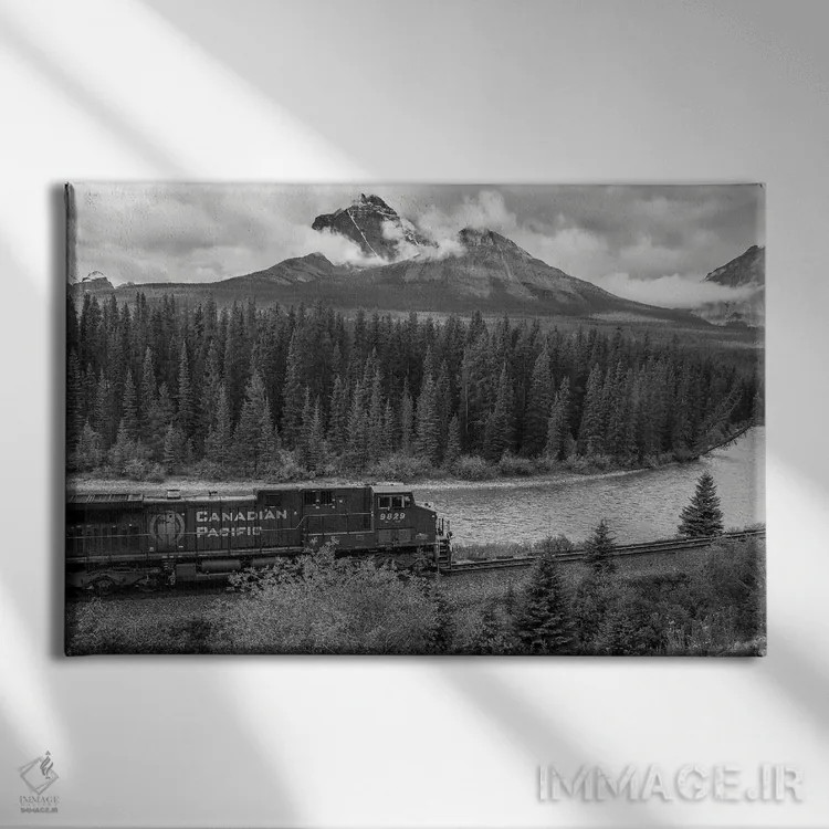 تابلو قطار در منحنی مورانت اثر دن اسپرول - نمای روبهرو روی دیوار