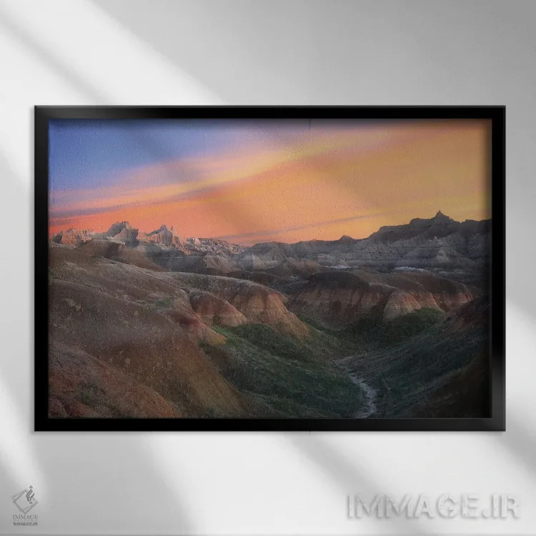 تابلو نمای طلوع بدلندز اثر دن اسپرول - نمای قابدار مشکی