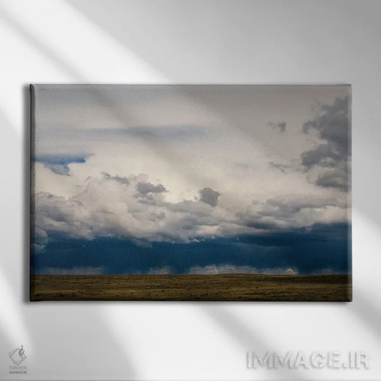 تابلو ابرهای طوفانی چشمگیر اثر دن اسپرول - نمای روبهرو روی دیوار