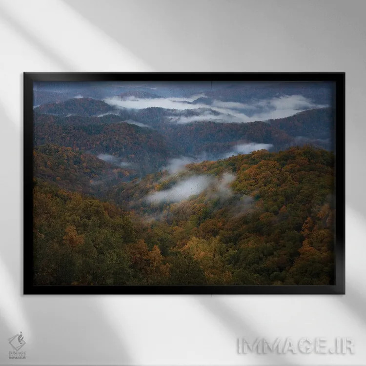 تابلو پرتوهای نور روی کوههای پاییزی اثر دن اسپرول - نمای قابدار مشکی