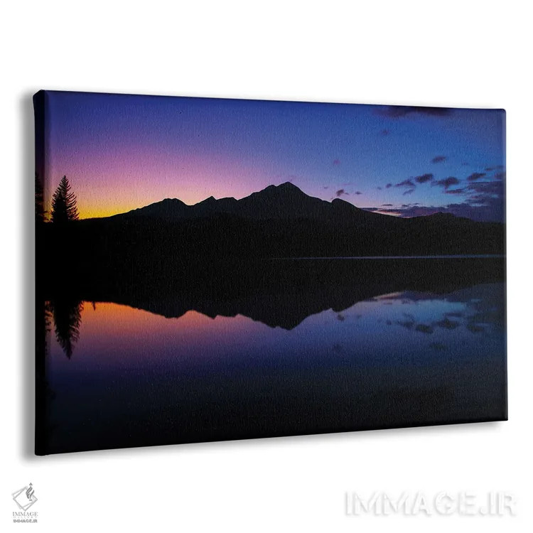 تابلو انعکاس کوهستان با نور در حال خاموشی اثر دن اسپرول - نمای پرسپکتیو محصول