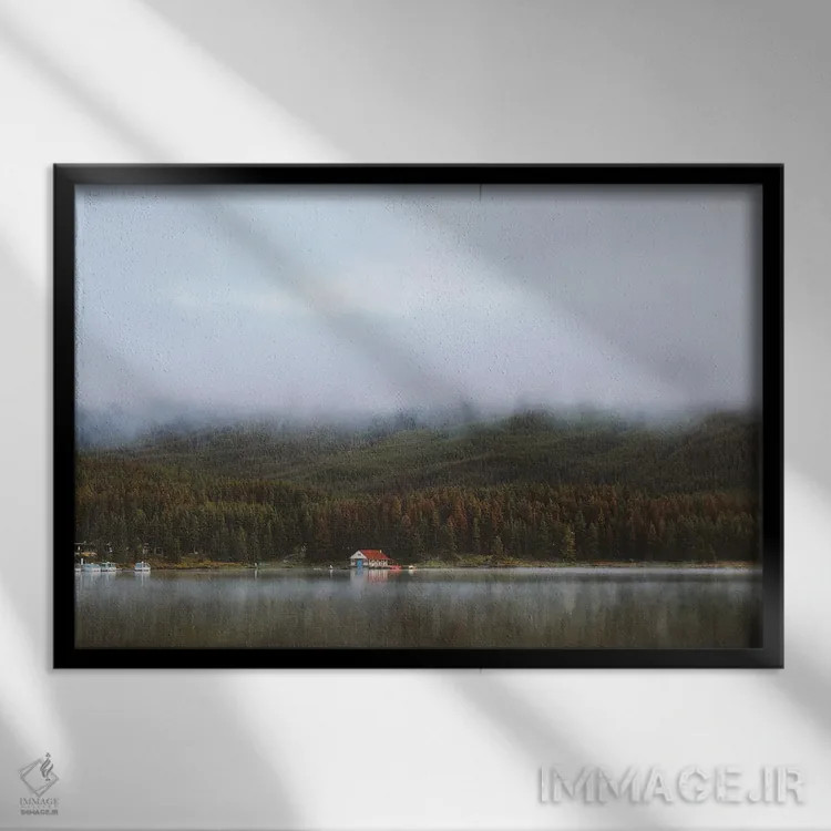 تابلو انعکاس خانه قایق مهآلود اثر دن اسپرول - نمای قابدار مشکی