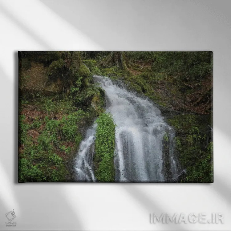 تابلو آبشار نقاشیشده در اسموکیها اثر دن اسپرول - نمای روبهرو روی دیوار