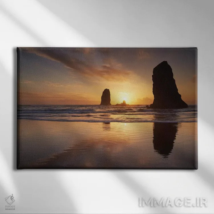 تابلو غولهای ساحل اثر داتلیش - نمای روبهرو روی دیوار