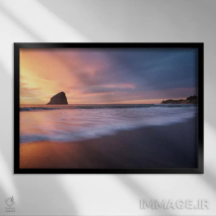 تابلو موجهای رزگلد اثر داتلیش - نمای قابدار مشکی