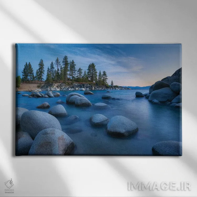 تابلو آبیهای سنگ بزرگ اثر داتلیش - نمای روبهرو روی دیوار