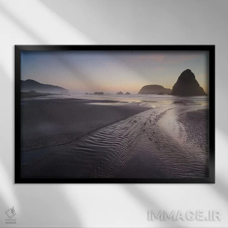 تابلو پستاب آرام اثر داتلیش - نمای قابدار مشکی