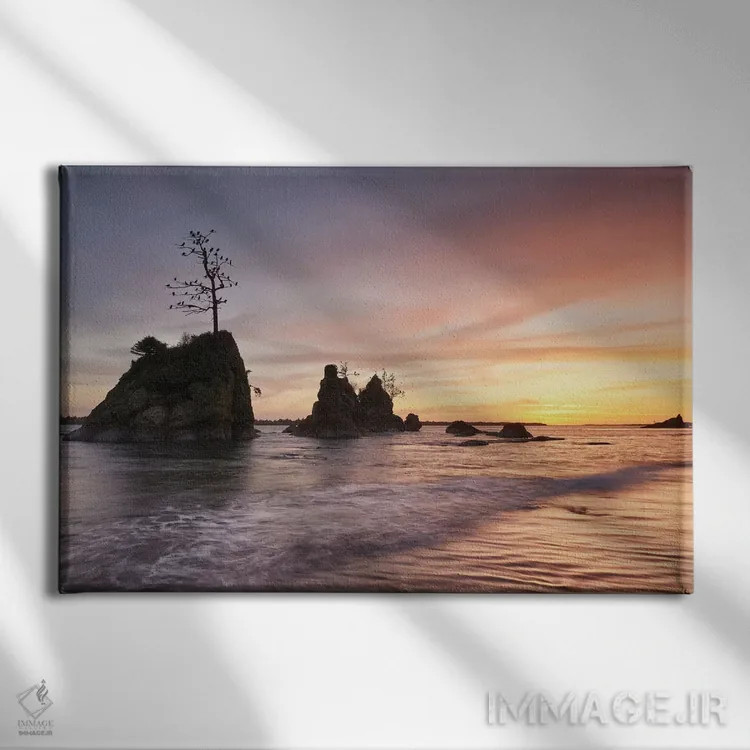 تابلو آرامش قرمز پررنگ اثر داتلیش - نمای روبهرو روی دیوار