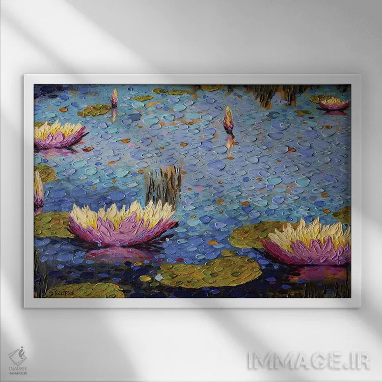 تابلو سوسنهای یاس بنفش و سبزآبی اثر دنا تولفسون - نمای قابدار سفید