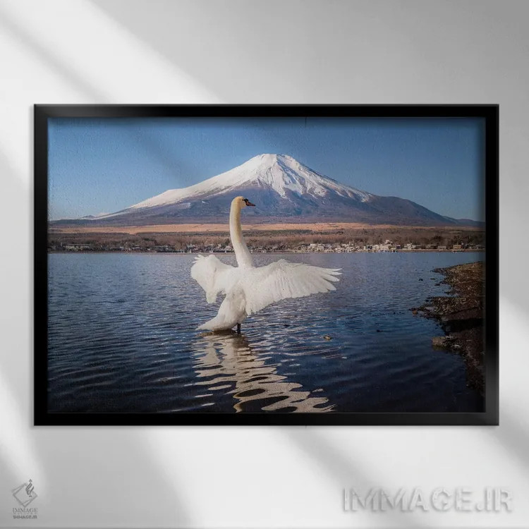 تابلو کوه فوجی یک اثر دایسوکه اوئهماتسو - نمای قابدار مشکی