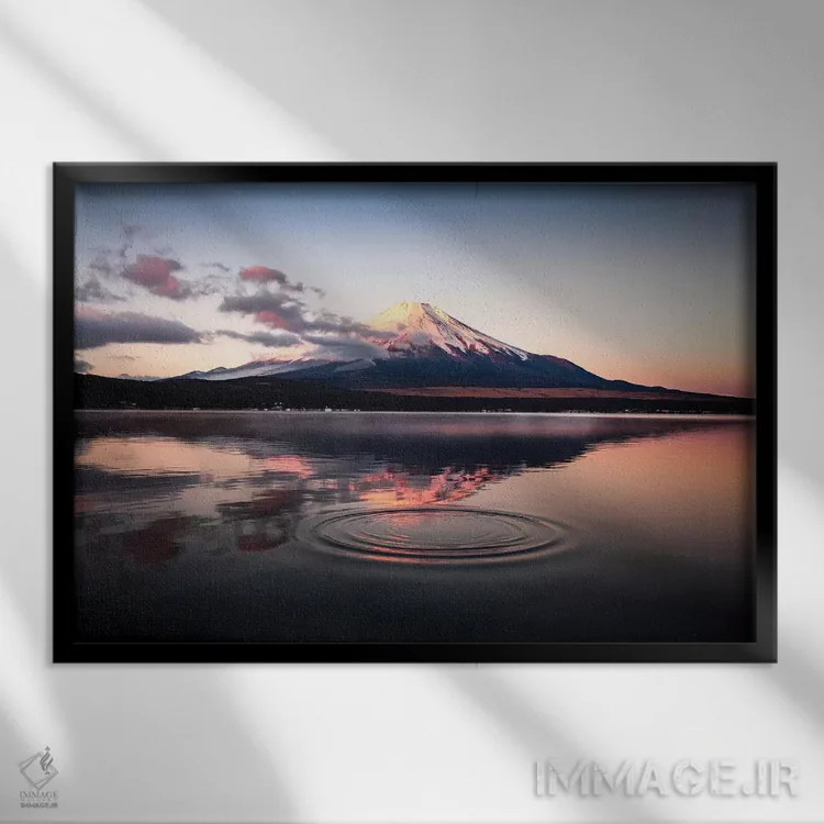 تابلو کوه فوجی دو اثر دایسوکه اوئهماتسو - نمای قابدار مشکی