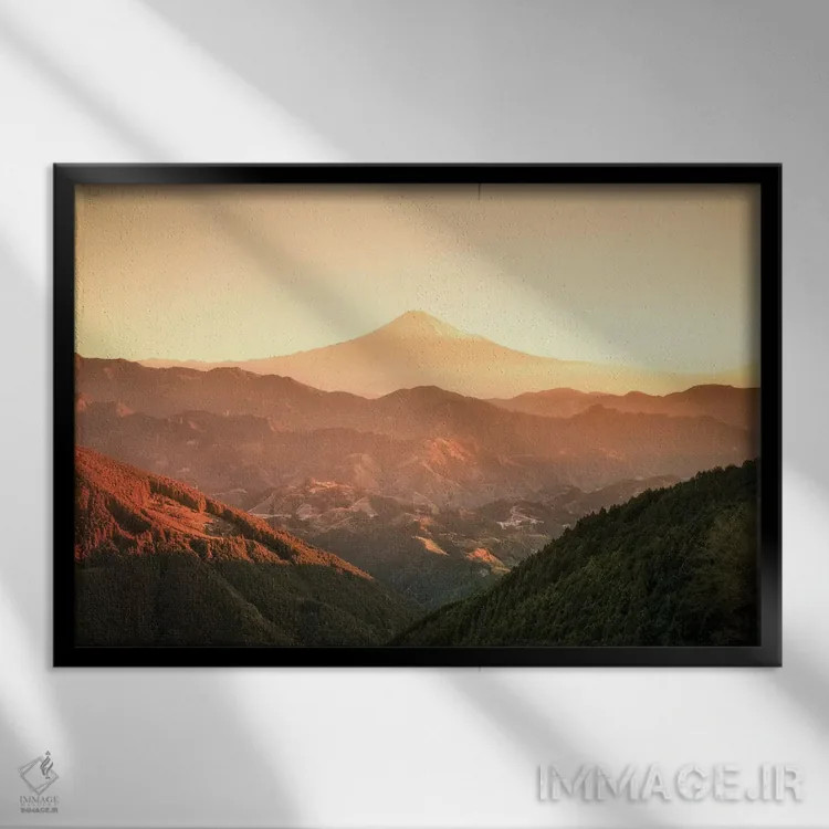 تابلو کوه فوجی سه اثر دایسوکه اوئهماتسو - نمای قابدار مشکی