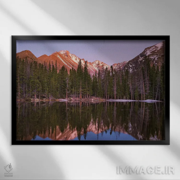 تابلو غروب آفتاب بر قله لانگز اثر دارن وایت فوتوگرافی (عکاس) - نمای قابدار مشکی