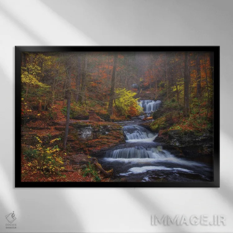 تابلو عشق پاییزی اثر دارن وایت فوتوگرافی (عکاس) - نمای قابدار مشکی