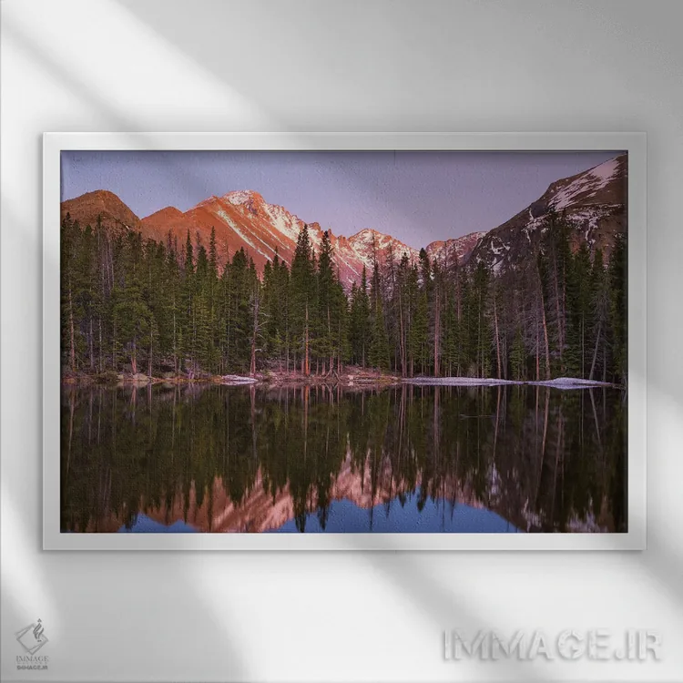 تابلو غروب آفتاب بر قله لانگز اثر دارن وایت فوتوگرافی (عکاس) - نمای قابدار سفید