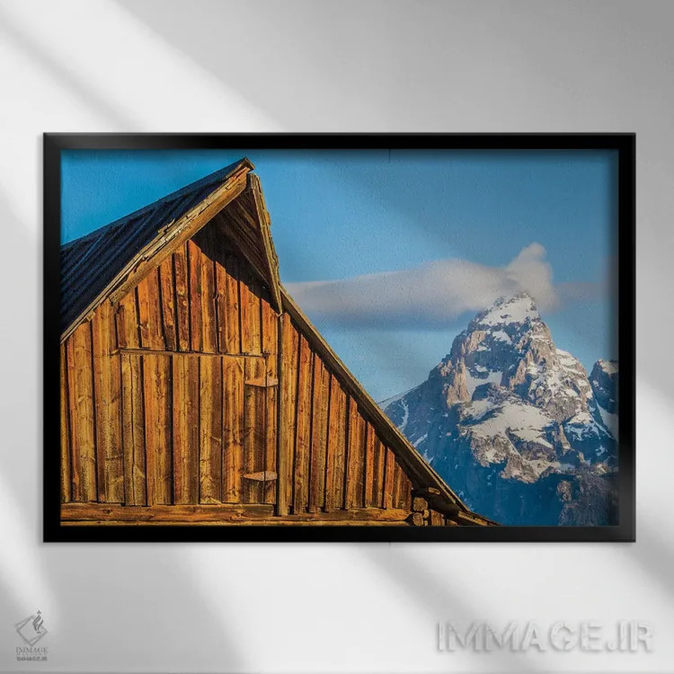 تابلو آمریکا، وایومینگ، پارک ملی گرند تتون، جکسون، سقف انبار در ساعات اولیه صبح اثر الیزابت بوم - نمای قابدار مشکی