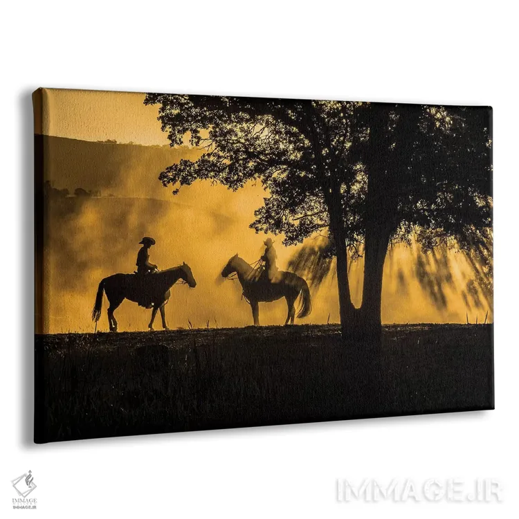 تابلو آمریکا، کالیفرنیا، پارکفیلد، مزرعهٔ V6، سیلوئت دو سوار بر اسب در صبح زود گردآلود اثر الن کلارک - نمای پرسپکتیو محصول