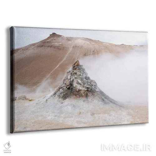 تابلو ایسلند، منطقه دریاچه میواتن، منطقه زمینگرمایی هوریر. منافذ حرارتی متعدد کنار تپهای از گدازههای مایل به قرمز اثر الن گاف - نمای پرسپکتیو محصول