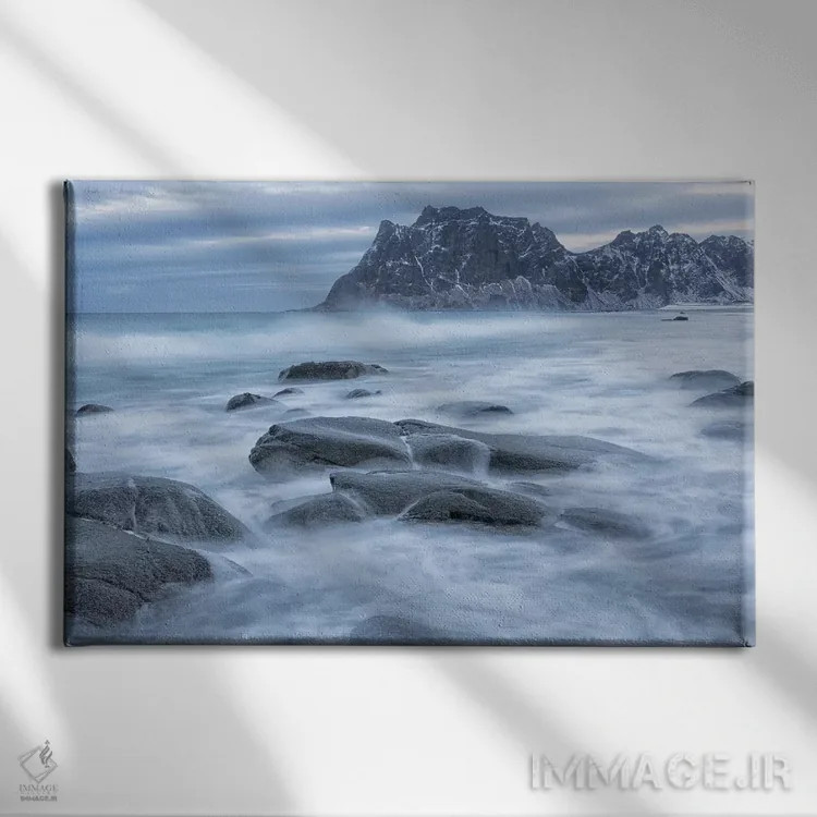 تابلو نروژ، جزایر لوفوتن، جزیره وستواگ، لکنس. اینجا در سمت غربی جزیره وستواگ اثر الن گاف - نمای روبهرو روی دیوار