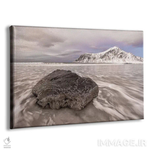 تابلو نروژ، لوفوتن. ساحل در کرانه جنوبی جزیره موسکنس الگوهای زیبایی ایجاد میکند اثر الن گاف - نمای پرسپکتیو محصول