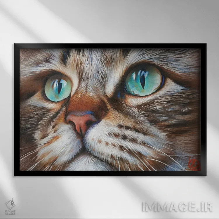 تابلو چهرهٔ گربه اثر النا کولوتوشا - نمای قابدار مشکی