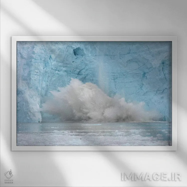 تابلو یخچال در حال زایش در گرینلند اثر المر وایس - نمای قابدار سفید