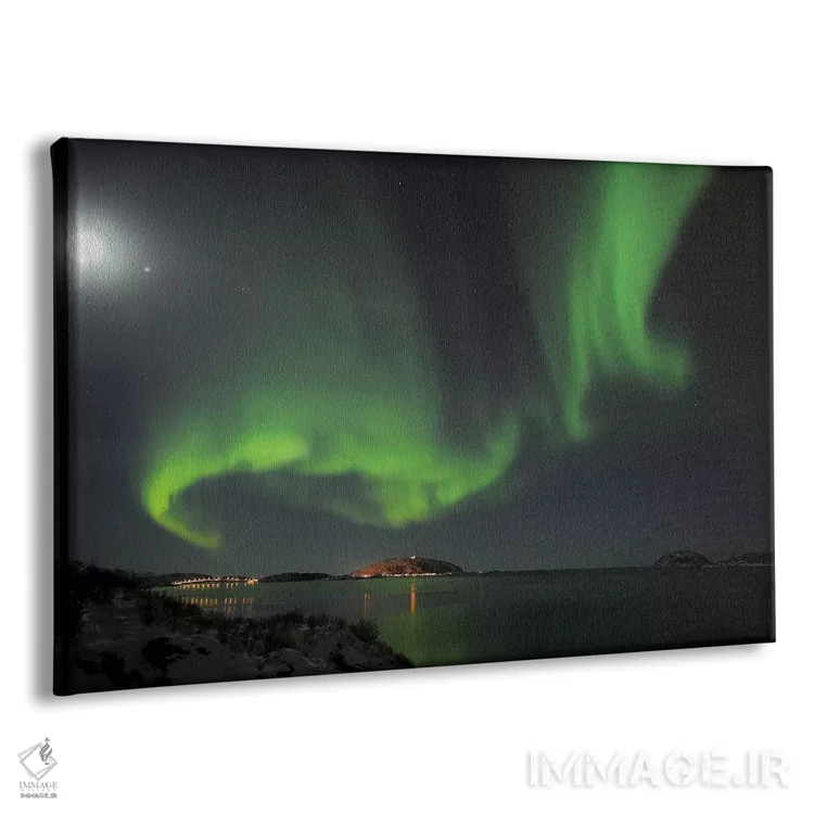 تابلو ماه کامل و نورهای شمالی اثر المر وایس - نمای پرسپکتیو محصول