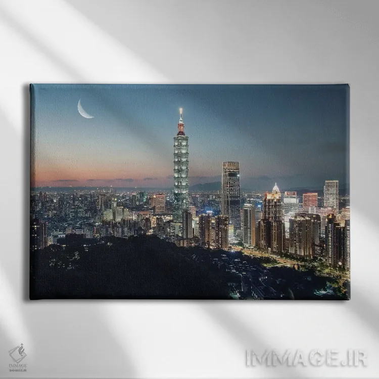 تابلو تایپه زیر نور ماه اثر مانجیک پیکچرز (استودیو عکاسی یا فیلمسازی) - نمای روبهرو روی دیوار