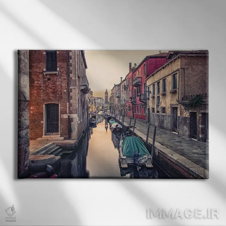 تابلو نمای خیابان در ونیز اثر مانجیک پیکچرز (استودیو عکاسی یا فیلمسازی) - نمای روبهرو روی دیوار
