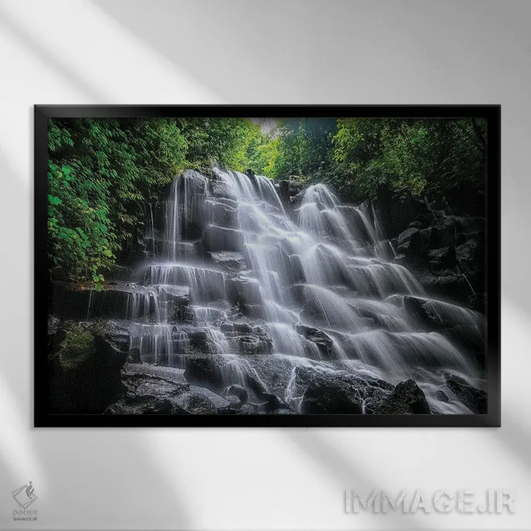 تابلو آبشار کانتو لامپو (بالی) اثر مانجیک پیکچرز (استودیو عکاسی یا فیلمسازی) - نمای قابدار مشکی